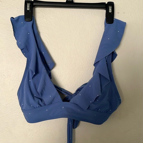 Robin Piccone bikini top, large - Picture 1 of 4